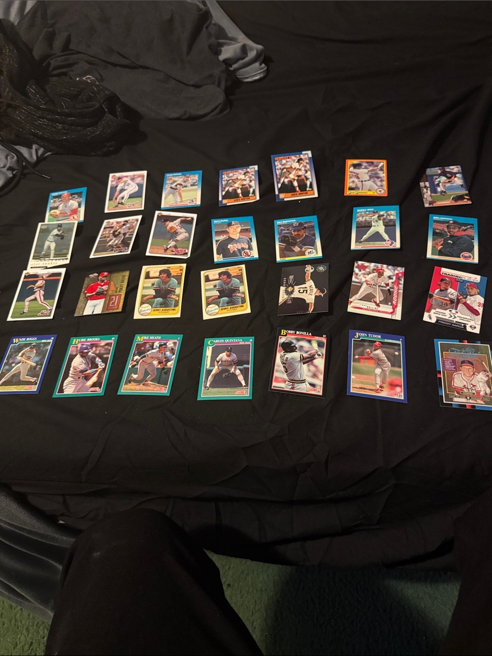 Sports Trading Cards - Picture 2 of 8